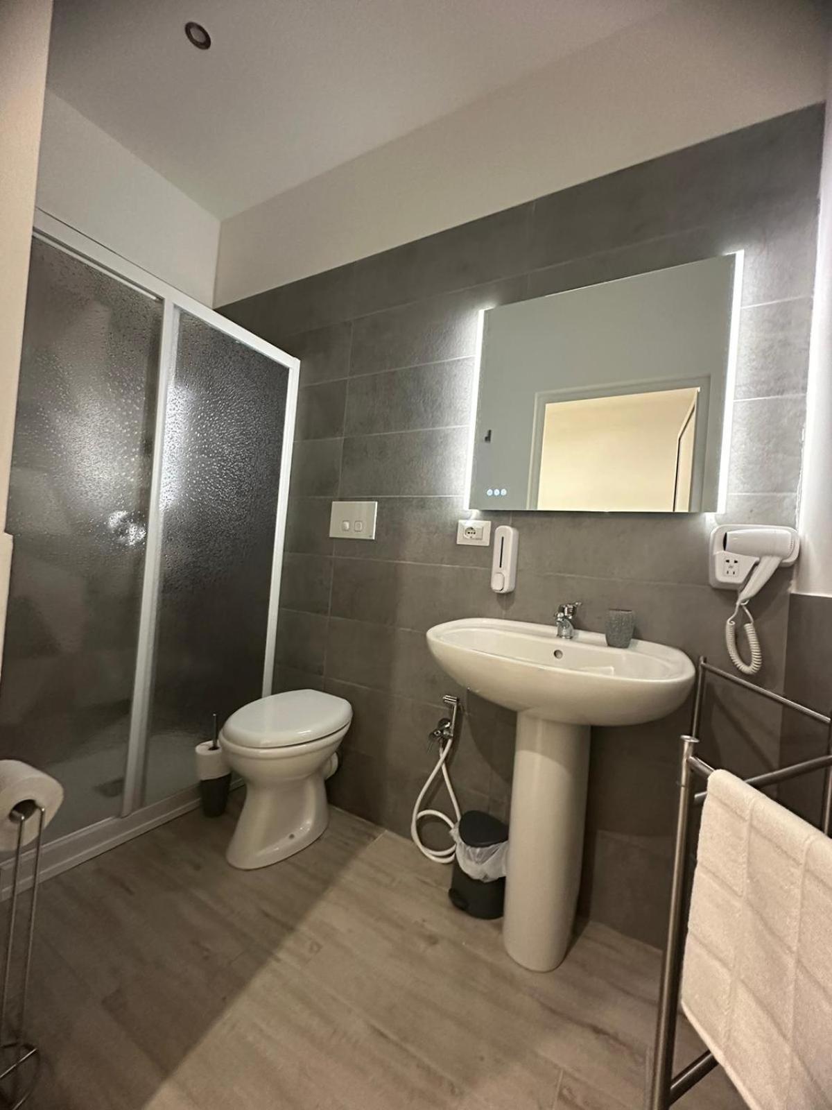 Bari Valona Rooms المظهر الخارجي الصورة